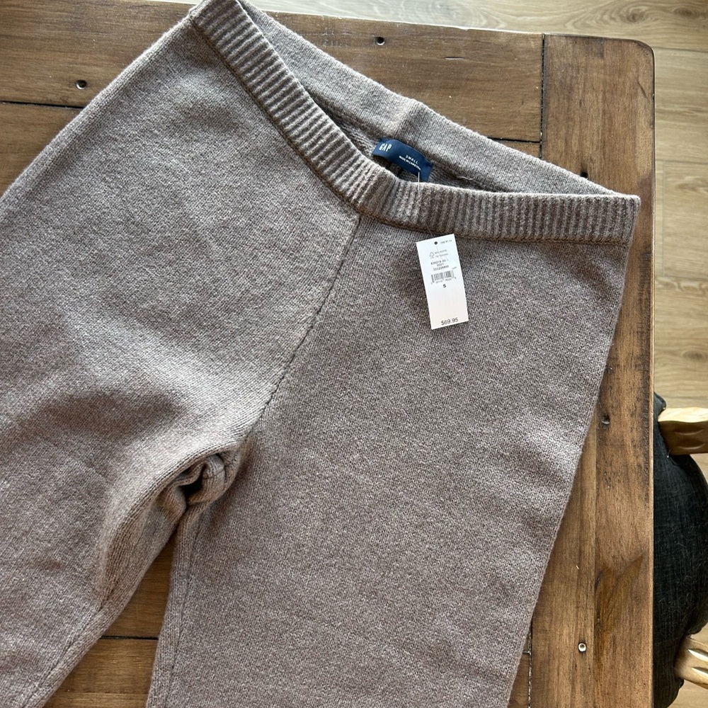 NWT Gap CashSoft Boot Sweater Toasted Almond Brown Pants S - Picture 8 of 14